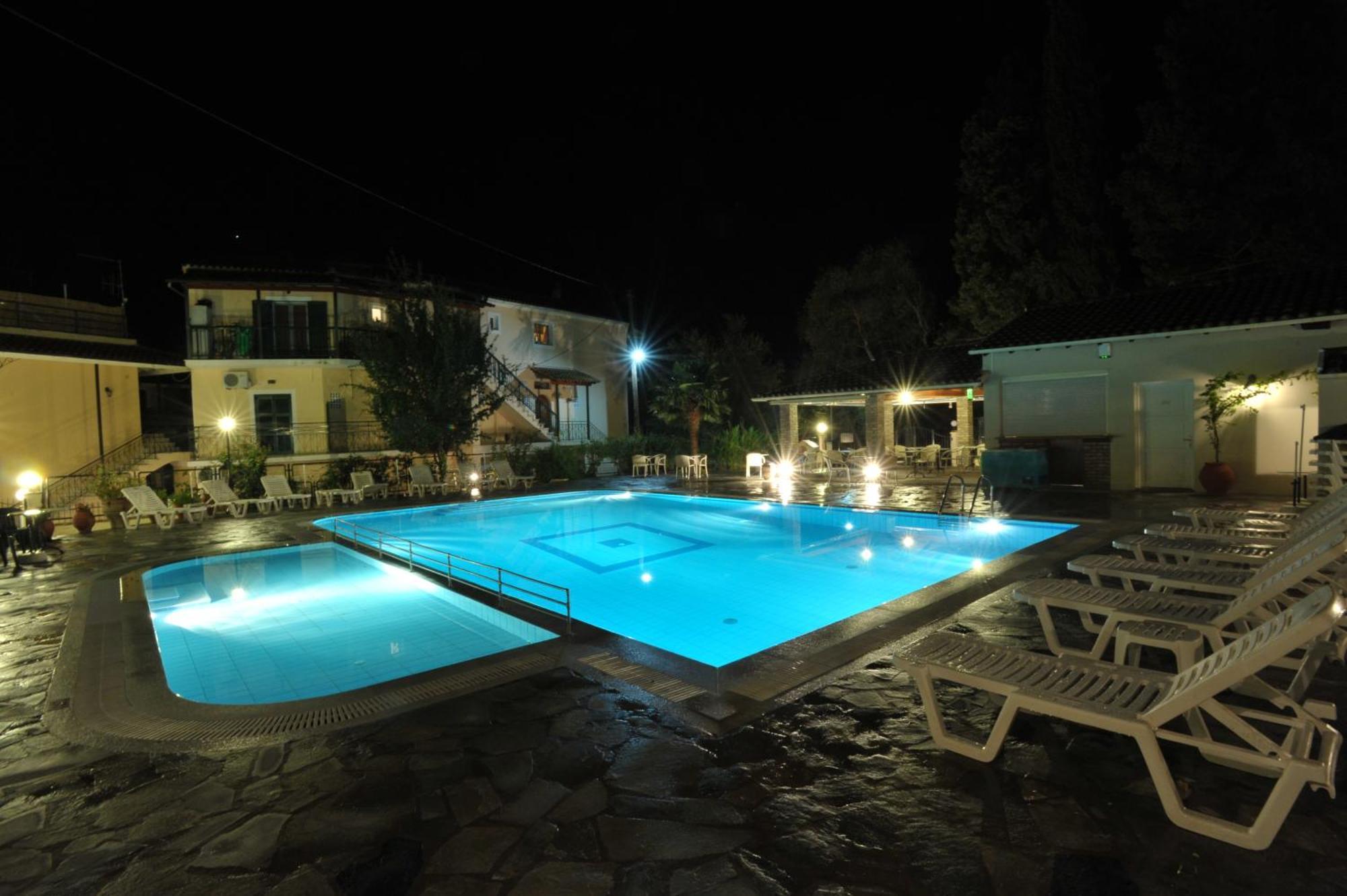 Elli Marina Studios And Apartments Бенитсес Экстерьер фото